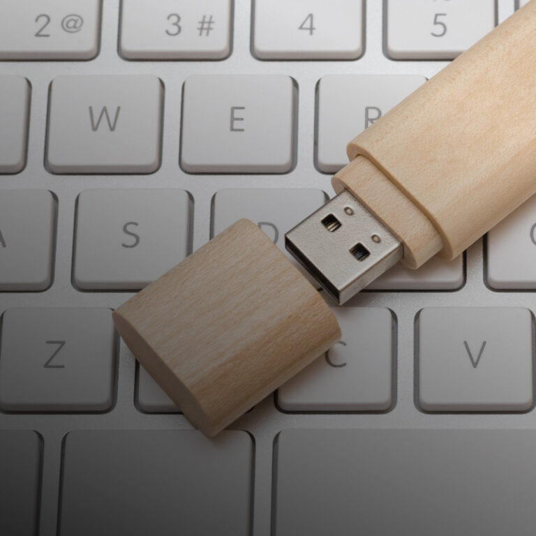 USB in legno personalizzabile