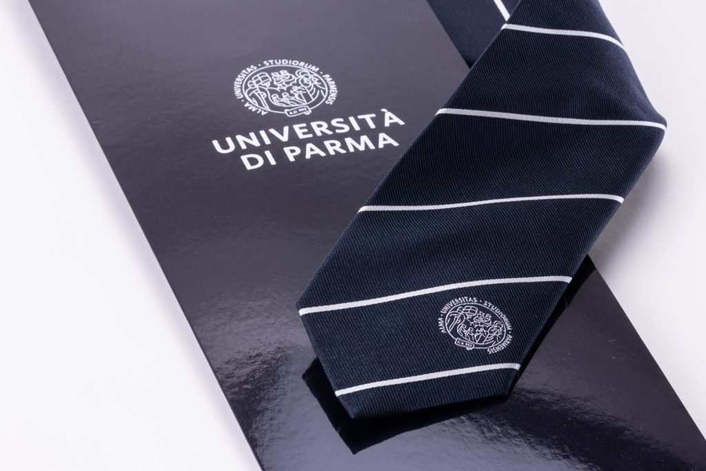 Cravatta prodotta in Italia, disegnata e brandizzata UNIPR