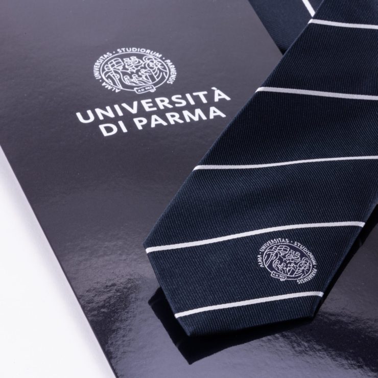 Cravatta prodotta in Italia, disegnata e brandizzata UNIPR