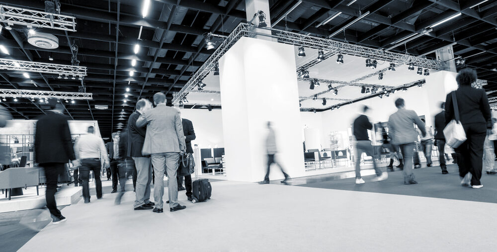 Blurred,Business,People,International,Tradeshow